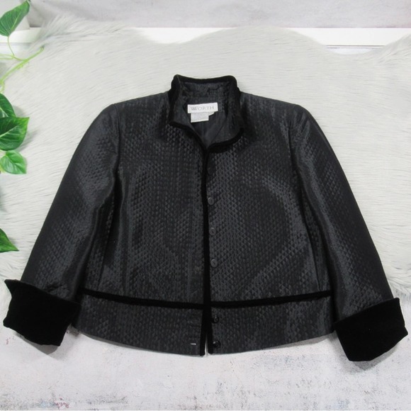 WORTH Diamond Quilted Velvet Trim Button Front Jacket Women's Size 10 - Picture 3 of 12